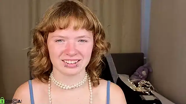 VioletDesiree's Live XXX Chat
