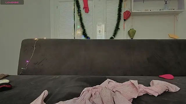 MatildaMuseeex's Live XXX Chat