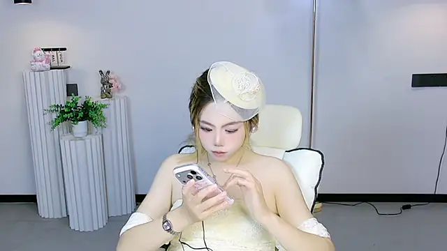 XXX chat uživo modela MS-888