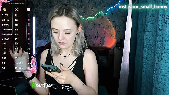 Chat XXX Live Your_small_bunny