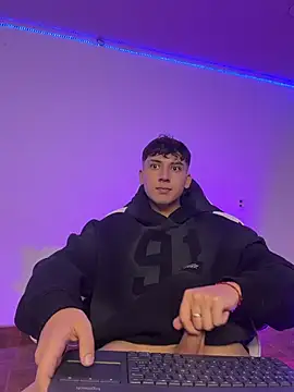 OLIVER_K Chat XXX live