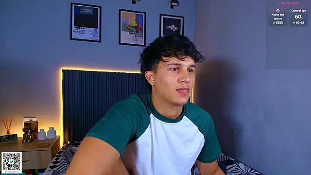 Leo_Savage_ élő XXX-chatje
