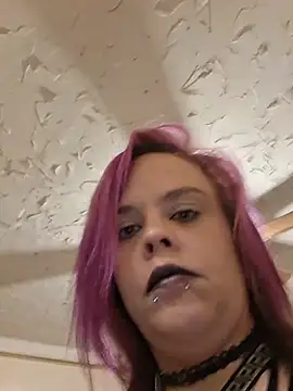 TWiSTYTheTwizted 라이브 XXX 채  팅