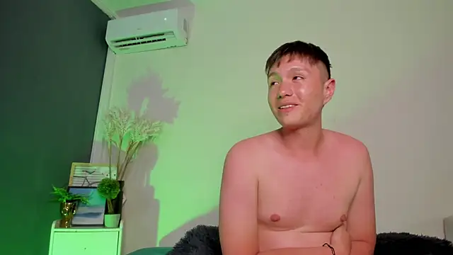 Spaceboyss18 Live XXX Chat