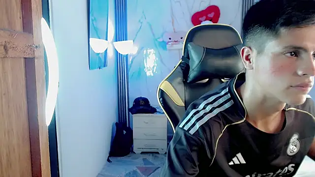 Ascii_one Live XXX-Chat
