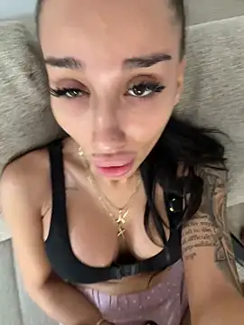 BlueEyes_BB's Live XXX Chat