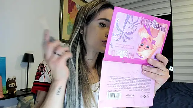Chat XXX ao vivo de stormytt_