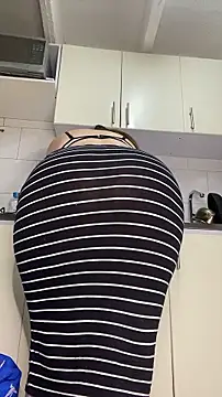 צ'אט XXX בשידור חי של Chloee_Peach
