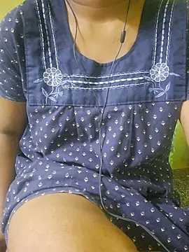 Chatroom XXX en direct de Tamil_hot_leena