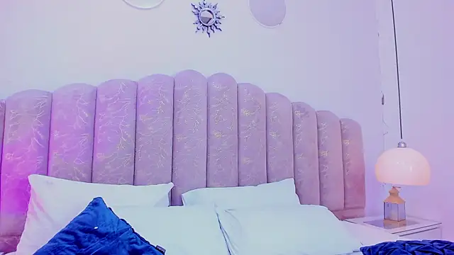 Channel_sofia live XXX chat