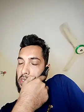 צ'אט XXX בשידור חי של Rafi_boy