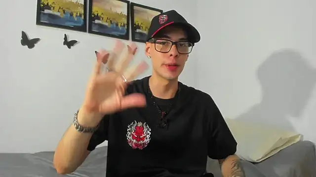 Vlad__night's Live XXX Chat