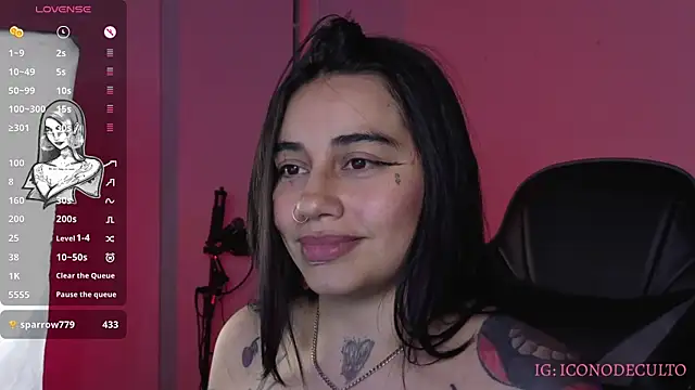 Chat XXX en directo de val_bardot