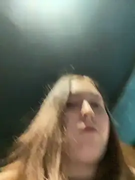 SweetyCute7 élő XXX-chatje