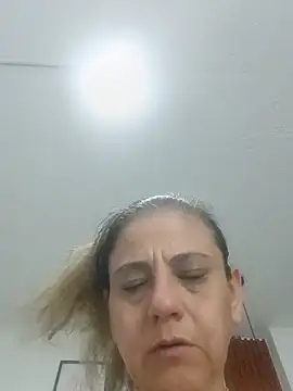 Czat XXX na żywo – sasi_luna