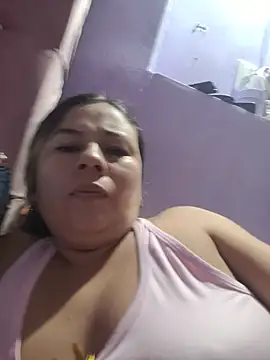 selena_gomez2 Adlı Modelin Canlı XXX Sohbeti