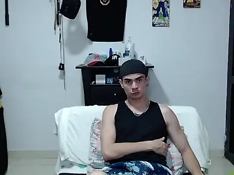 Zac_Efront Live XXX-Chat
