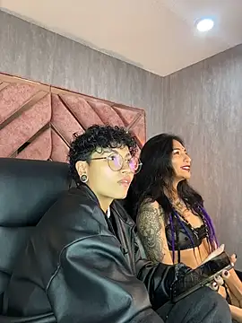 Chat XXX en directo de ian_mathias_