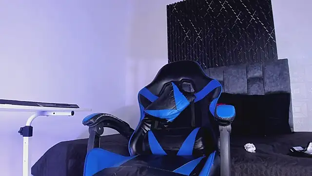 ThiagoSexy005's Webcam Show