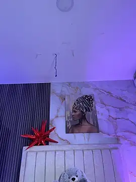 pinky_peach élő XXX-chatje