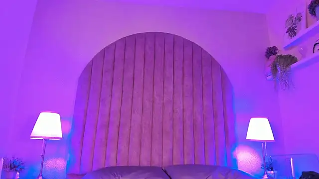 SUSAN-BLUE's Live XXX Chat