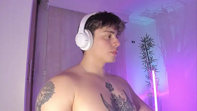Giordano_Russo Chat XXX live