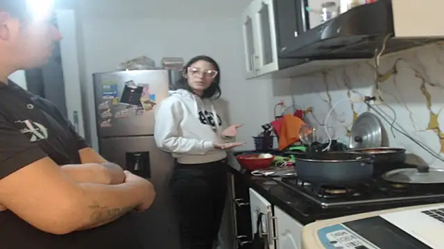 Chat XXX en directo de kingofqueenxxx
