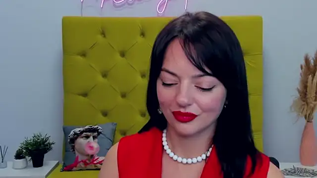 Chatroom XXX en direct de BellaRowan