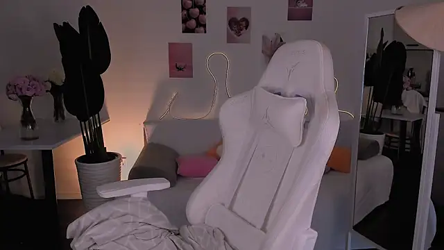 LittlePeach007n Live XXX chat