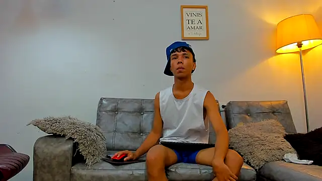 Chatroom XXX en direct de Mrbravo_25