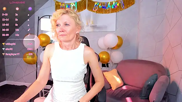 Czat XXX na żywo – Julie_Lucas