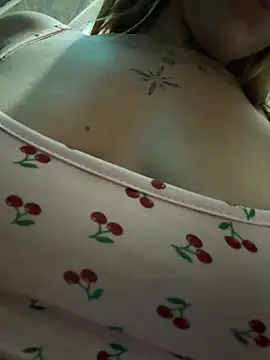 MollyCruz's Live XXX Chat