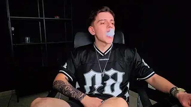 FelixStarkk: απευθείας συνομιλία ΧΧΧ