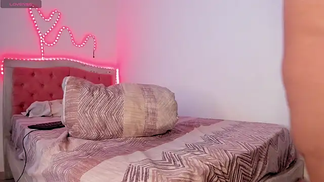 kitten_danna_n Live XXX chat