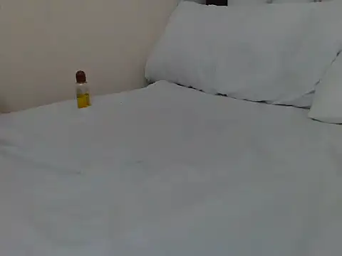 XXX chat uživo modela slimmykim