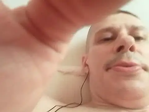 OioiJajaTJStrongKutasen's Live XXX Chat