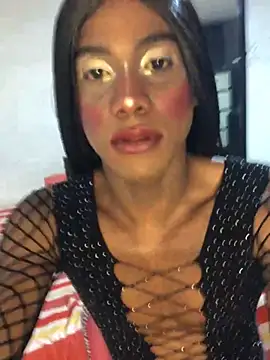 Giiada_Miller élő XXX-chatje