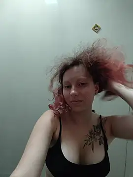 Chat +18 de Frost_foxy ao vivo