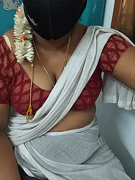 tamilrose143's Live XXX Chat