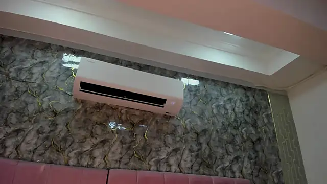 Chloest_ Adlı Modelin Canlı XXX Sohbeti