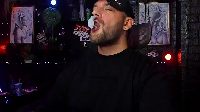 LexHardy live XXX chat
