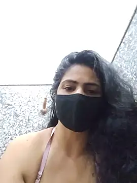SashaPatel Adlı Modelin Canlı XXX Sohbeti