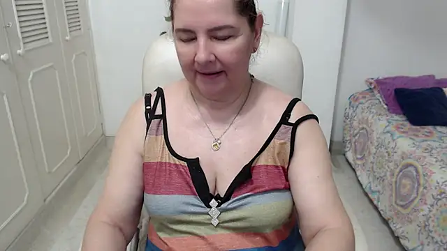 leonela_69 – Naživo XXX chat