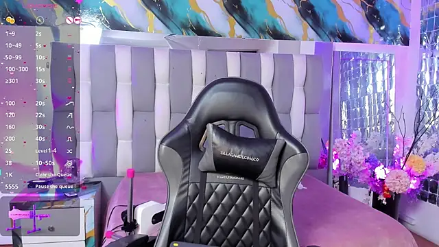 Chat XXX en directo de IsaDiiaz