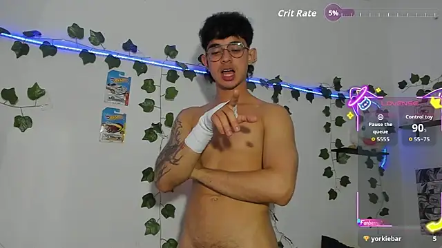 andrew_fitflex's Live XXX Chat