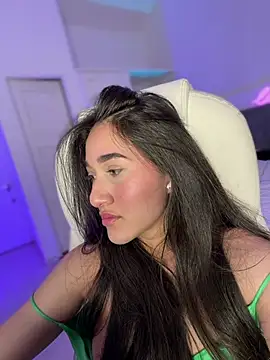 julieta_jhonss' Live XXX Chat