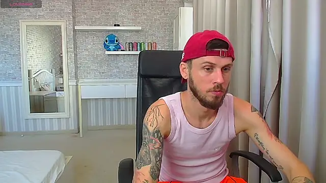 Živý XXX chat JonahShaw