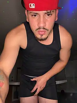 Chat XXX ao vivo de MrBadBoyX