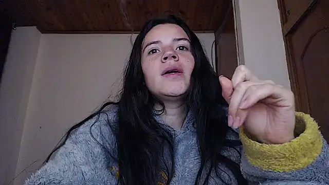 Shanel_Lozano Adlı Modelin Canlı XXX Sohbeti