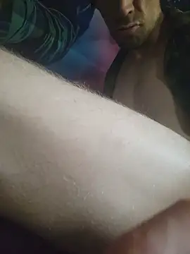 XXX chat uživo modela Salon1986